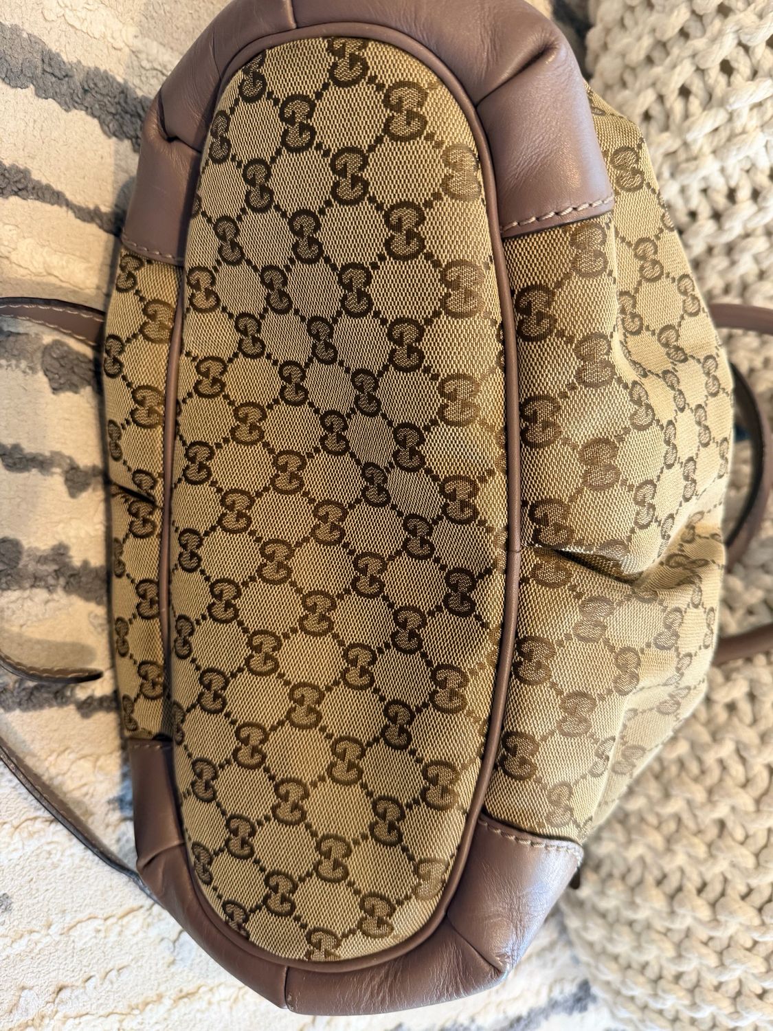 Gucci Sukey Two Way Convertible Tote Sling