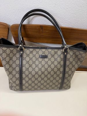 Gucci Supreme Joy Tote Medium Shoulder