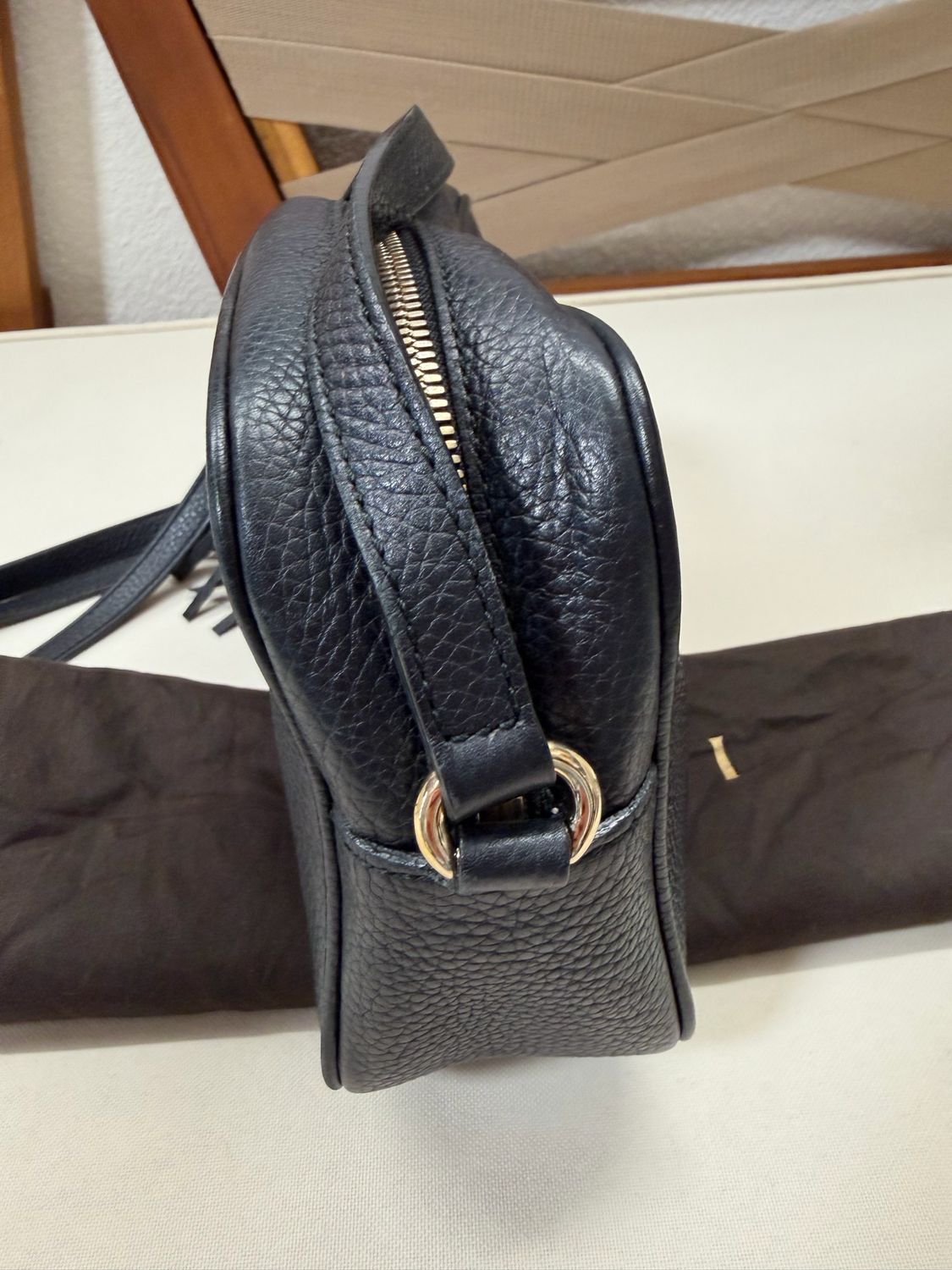 Gucci Pebbled Leather Soho Disco Camera Bag Sling Crossbody