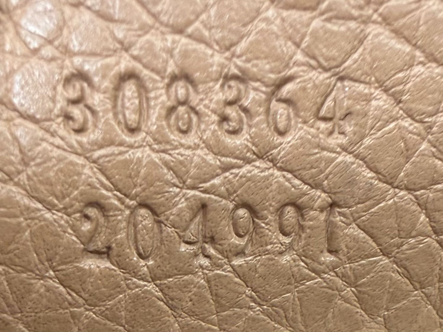 Gucci Pebbled Leather Soho Disco Camera Bag Crossbody