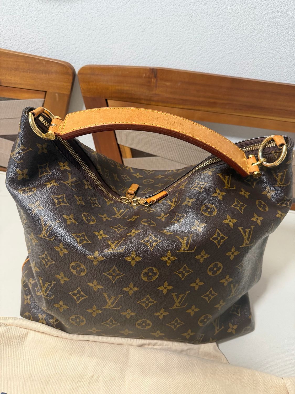 Louis Vuitton Monogram Sully Hobo