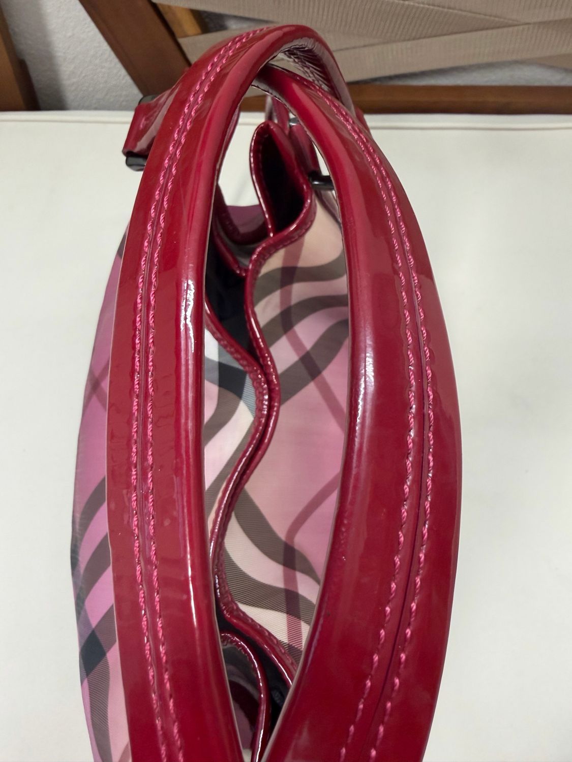 Burberry Bilmore Gradient Supernova Check in Large Raspberry