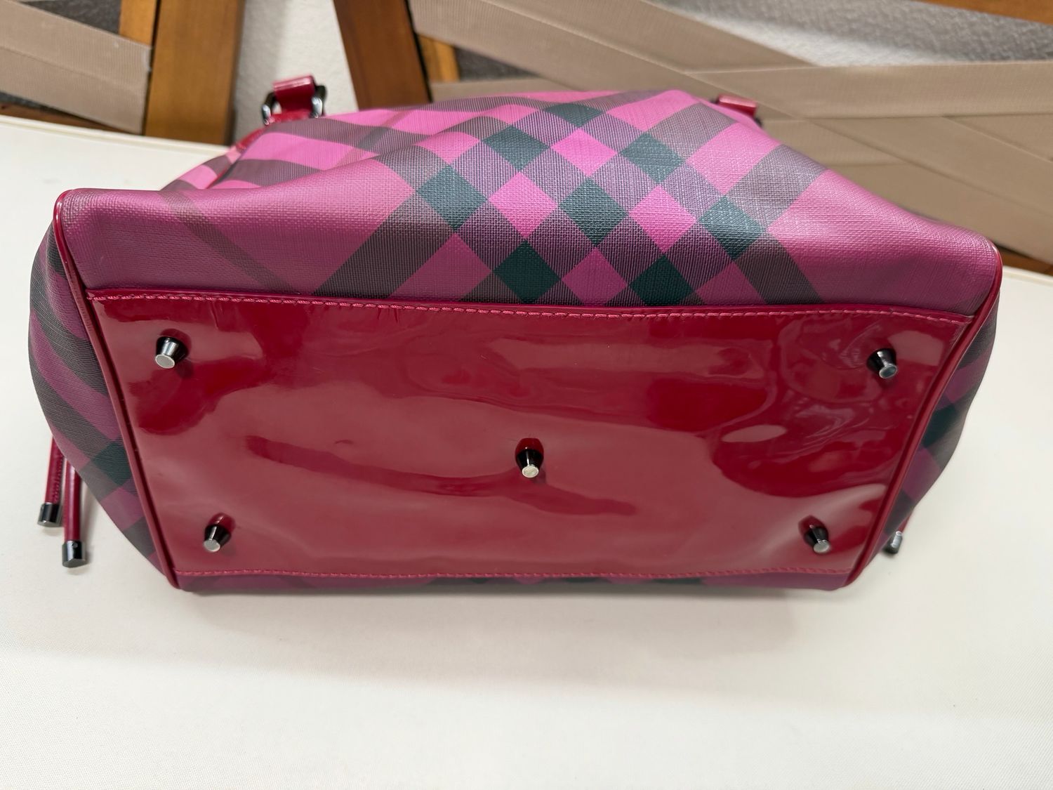 Burberry Bilmore Gradient Supernova Check in Large Raspberry
