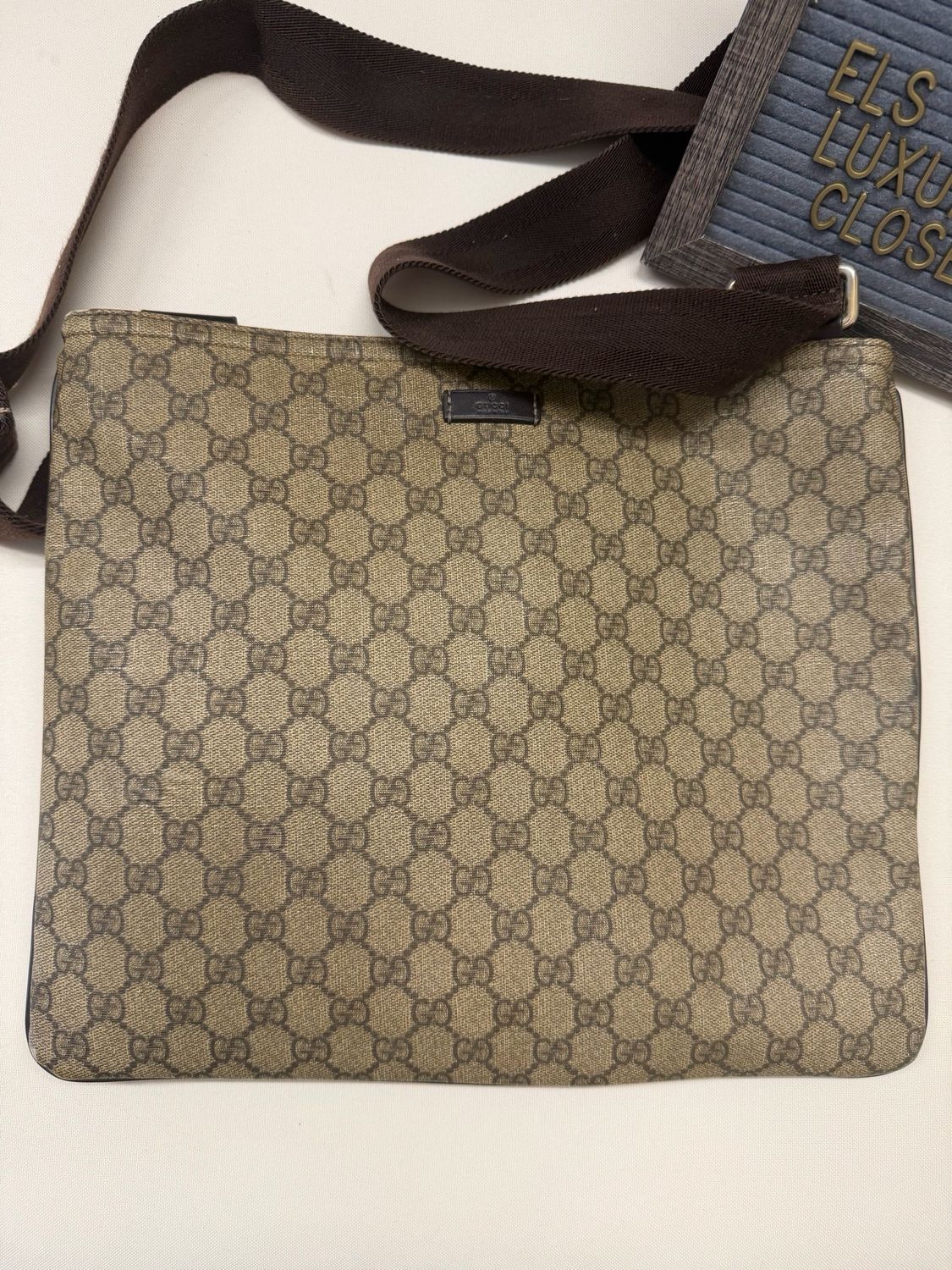 Gucci Supreme Flat Messenger Crossbody Sling