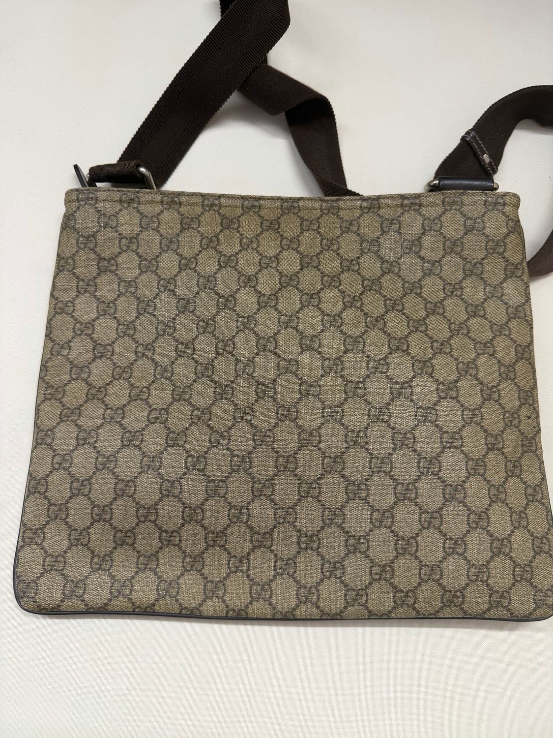 Gucci Supreme Flat Messenger Crossbody Sling