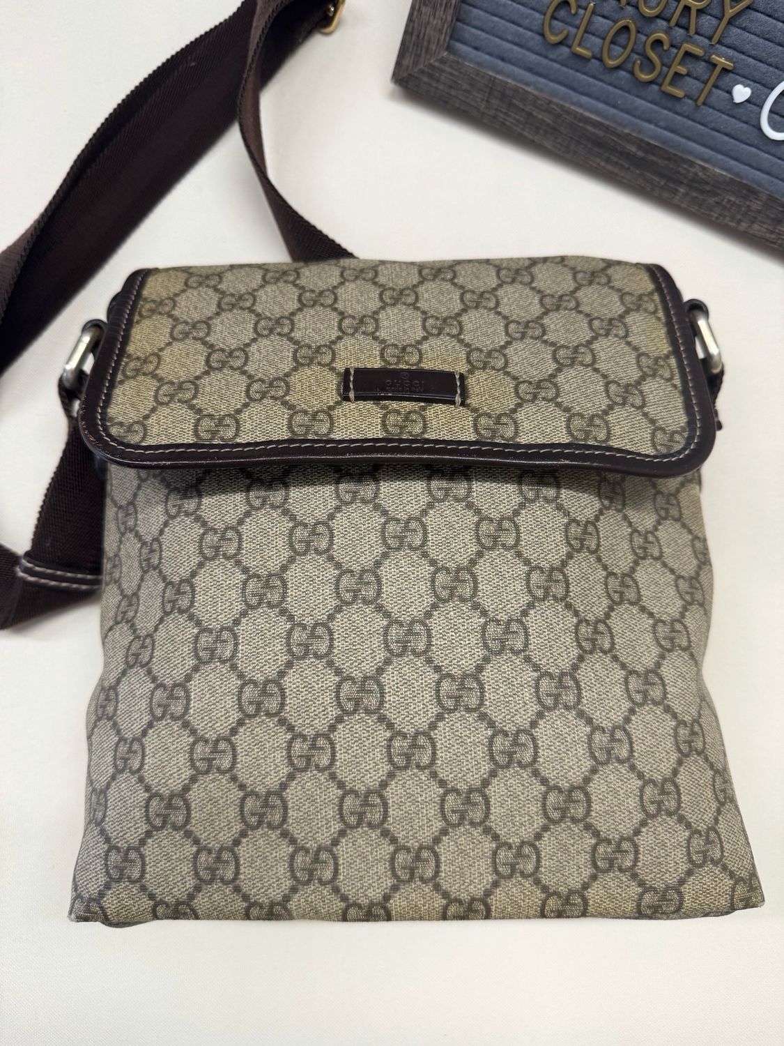 Gucci Monogram Supreme Flap Messenger Sling