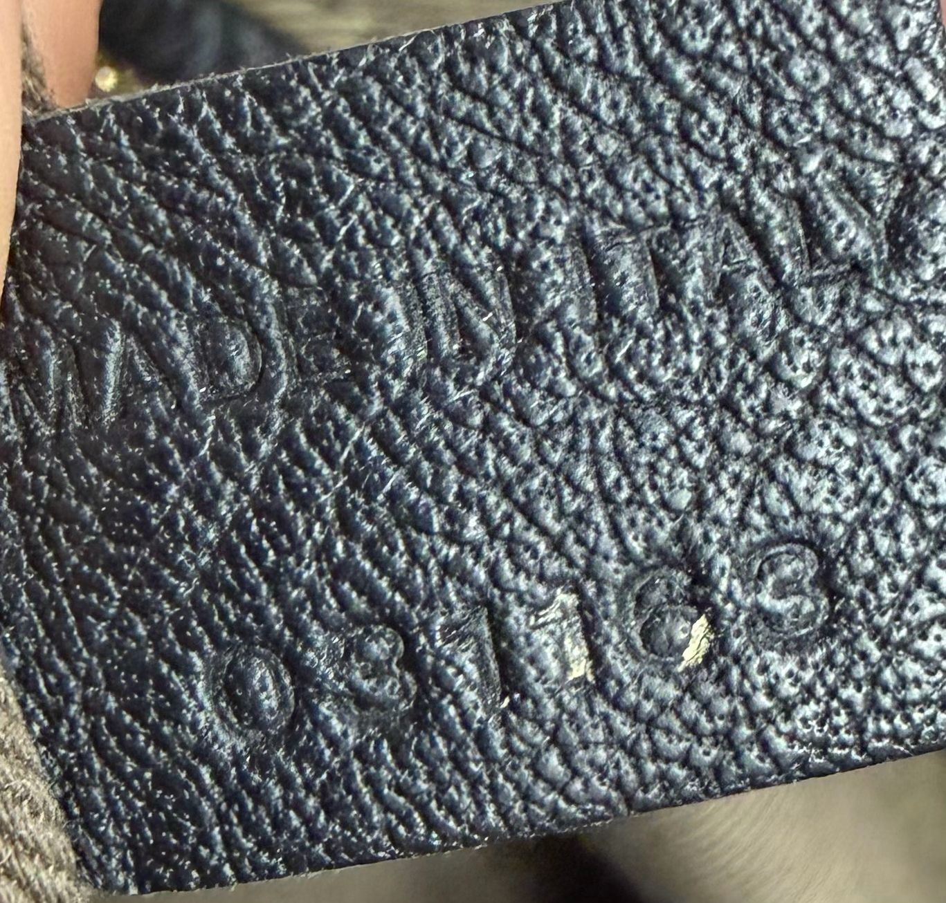 Chloe Marcie Pebbled Leather Black Messenger Crossbody Sling Medium in Black