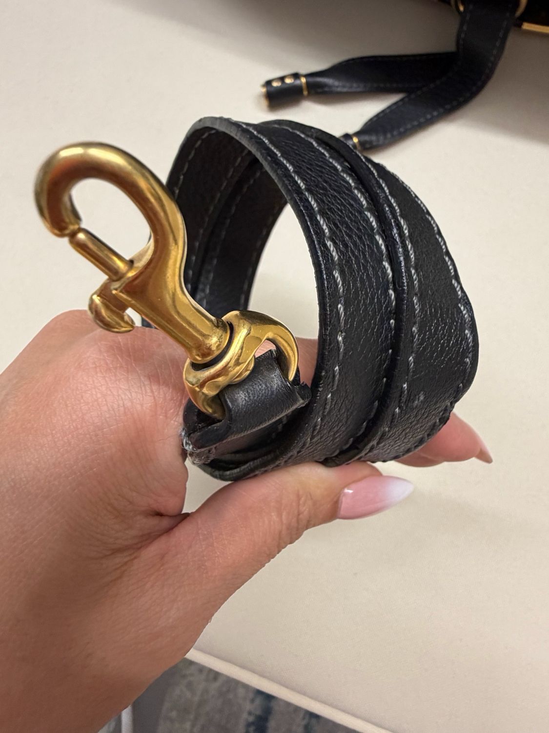 Chloe Marcie Pebbled Leather Black Messenger Crossbody Sling Medium in Black