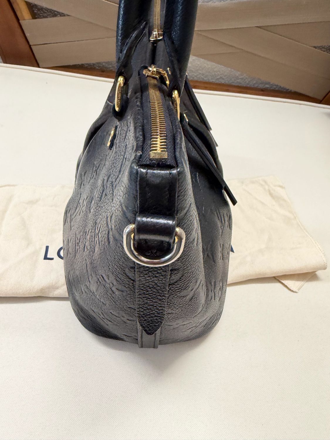 Louis Vuitton Mazarine Empreinte in Noir Crossbody Messenger