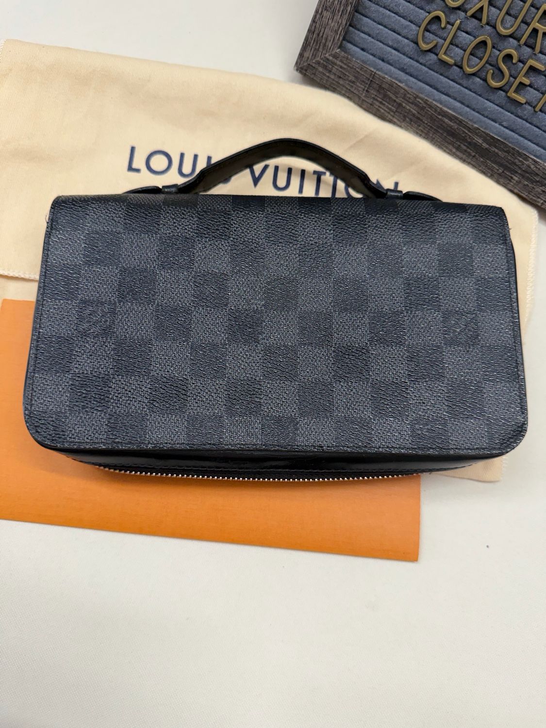 Louis Vuitton Damier Graphite Zippy XL