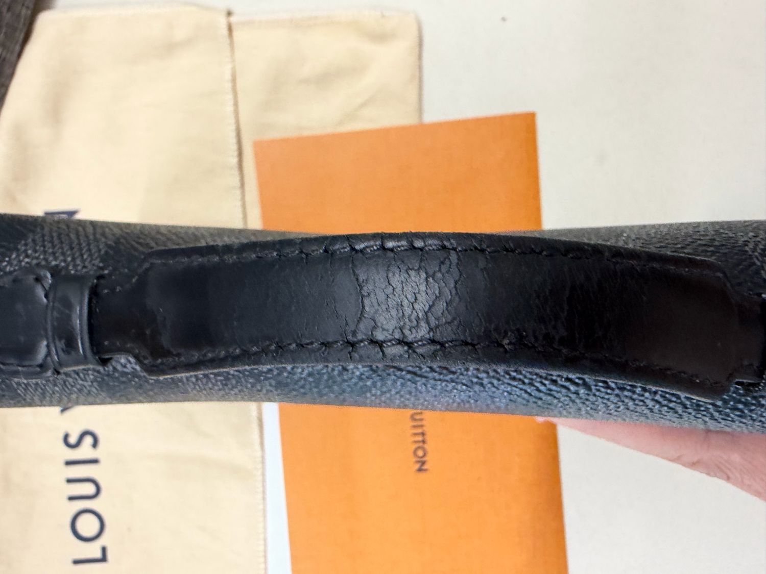 Louis Vuitton Damier Graphite Zippy XL