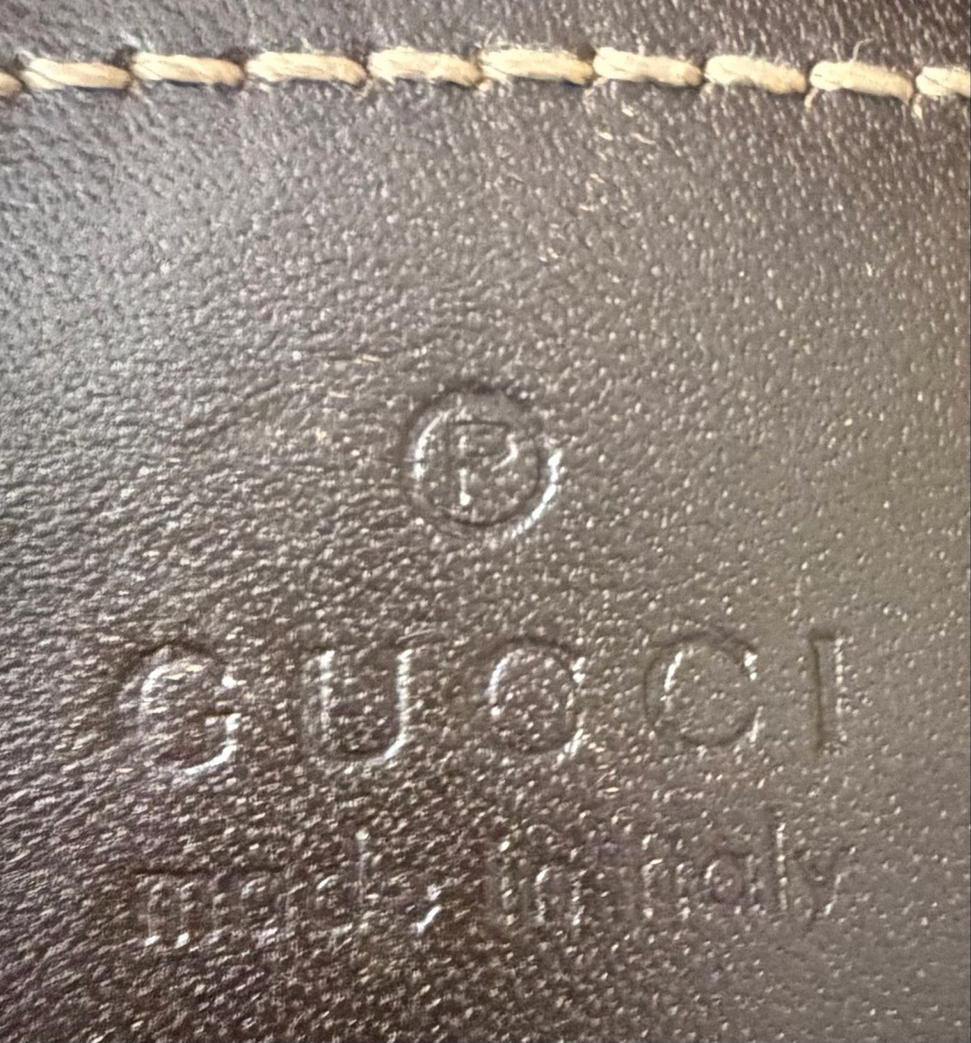 Gucci Flat Front Zipper Messenger Crossbody