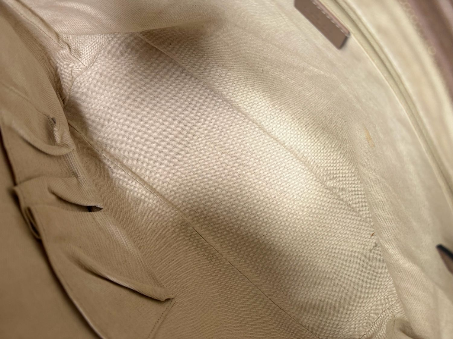 Gucci Monogram Supreme Plus Convertible Zipper Tote in Pink