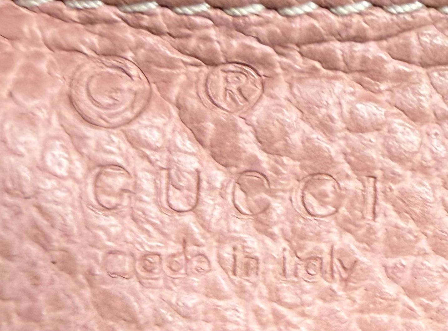 Gucci Pebbled Leather Dollar Interlocking Crossbody Messenger in Pink