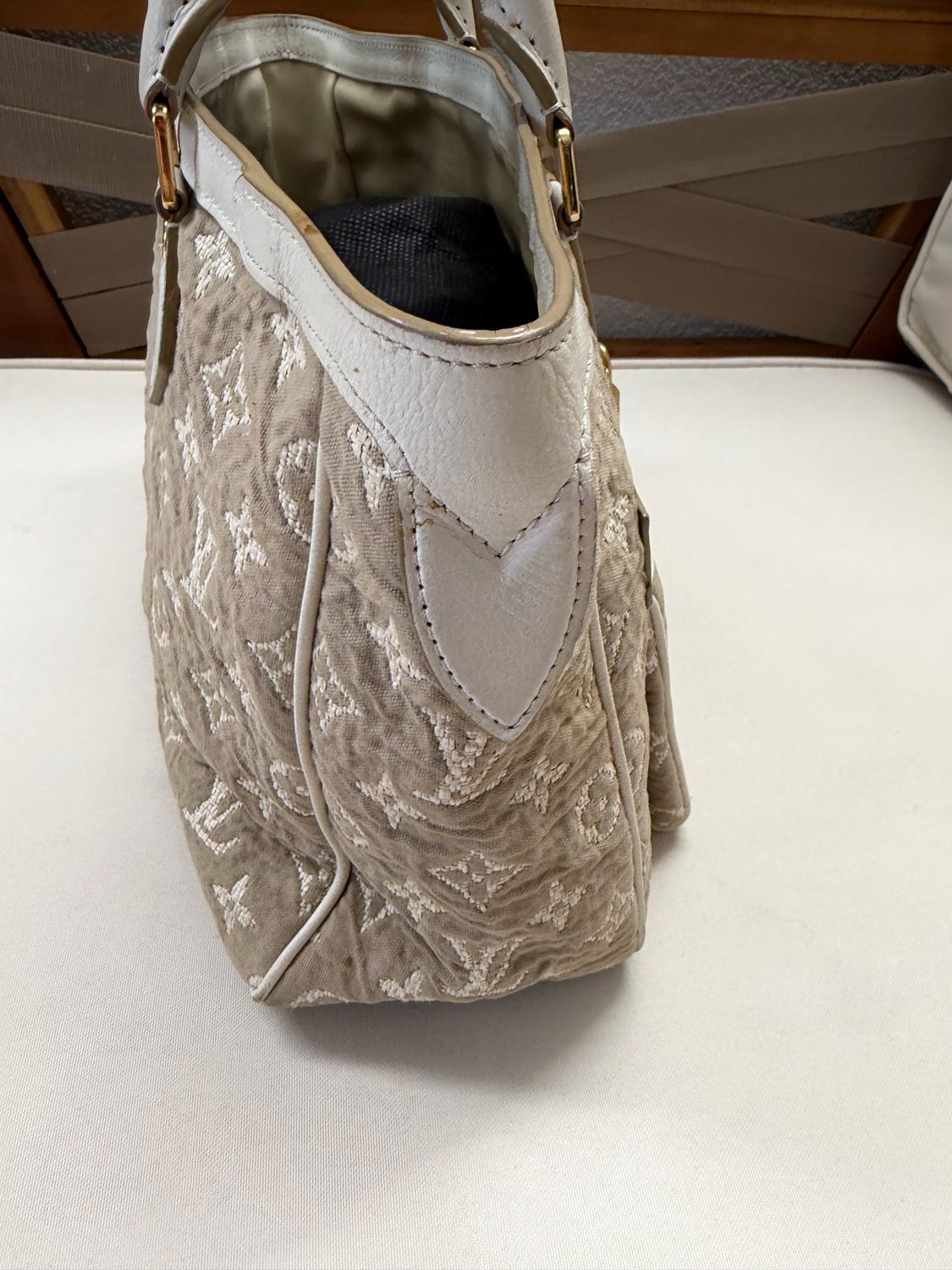 Louis Vuitton Monogram Limited Edition Sabbia Mm