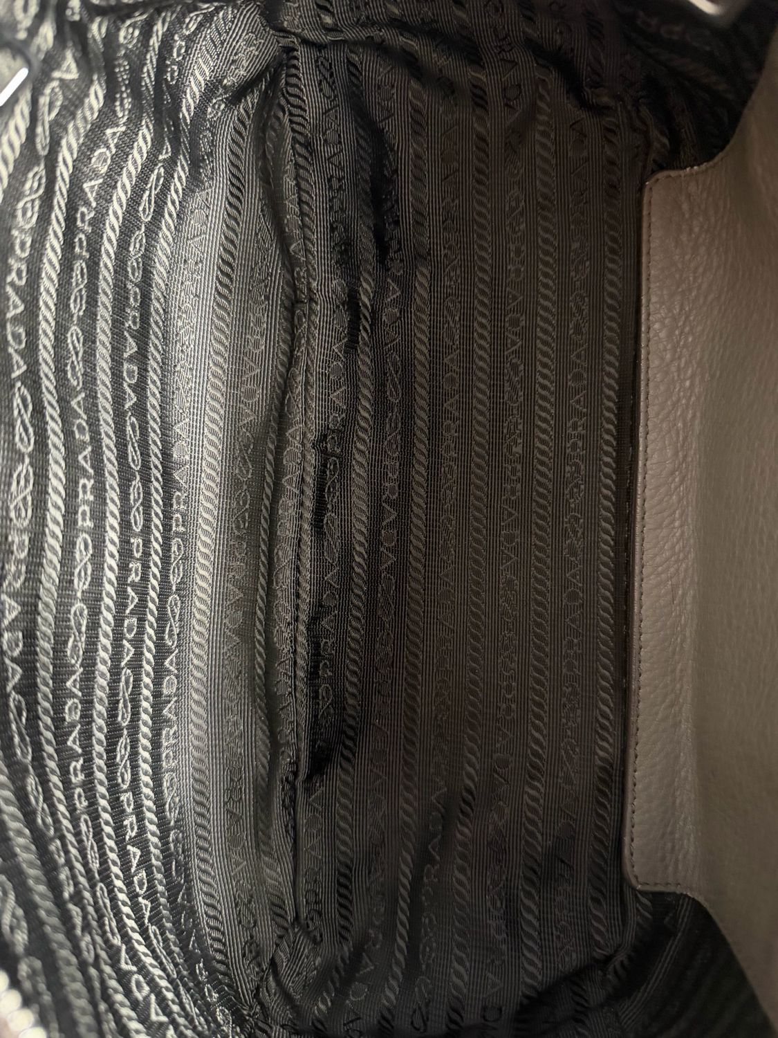 Prada Vitello Daino Argilla Boston Messenger Crossbody Pushlock