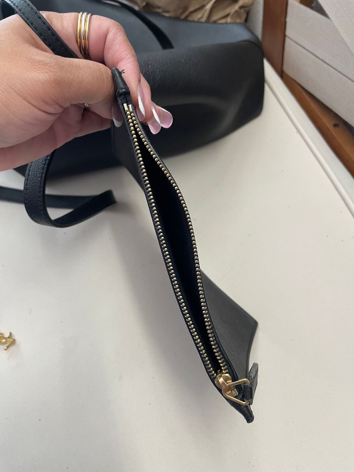 Yves Saint Laurent Calfskin Shopping Tote With Pouch in Black