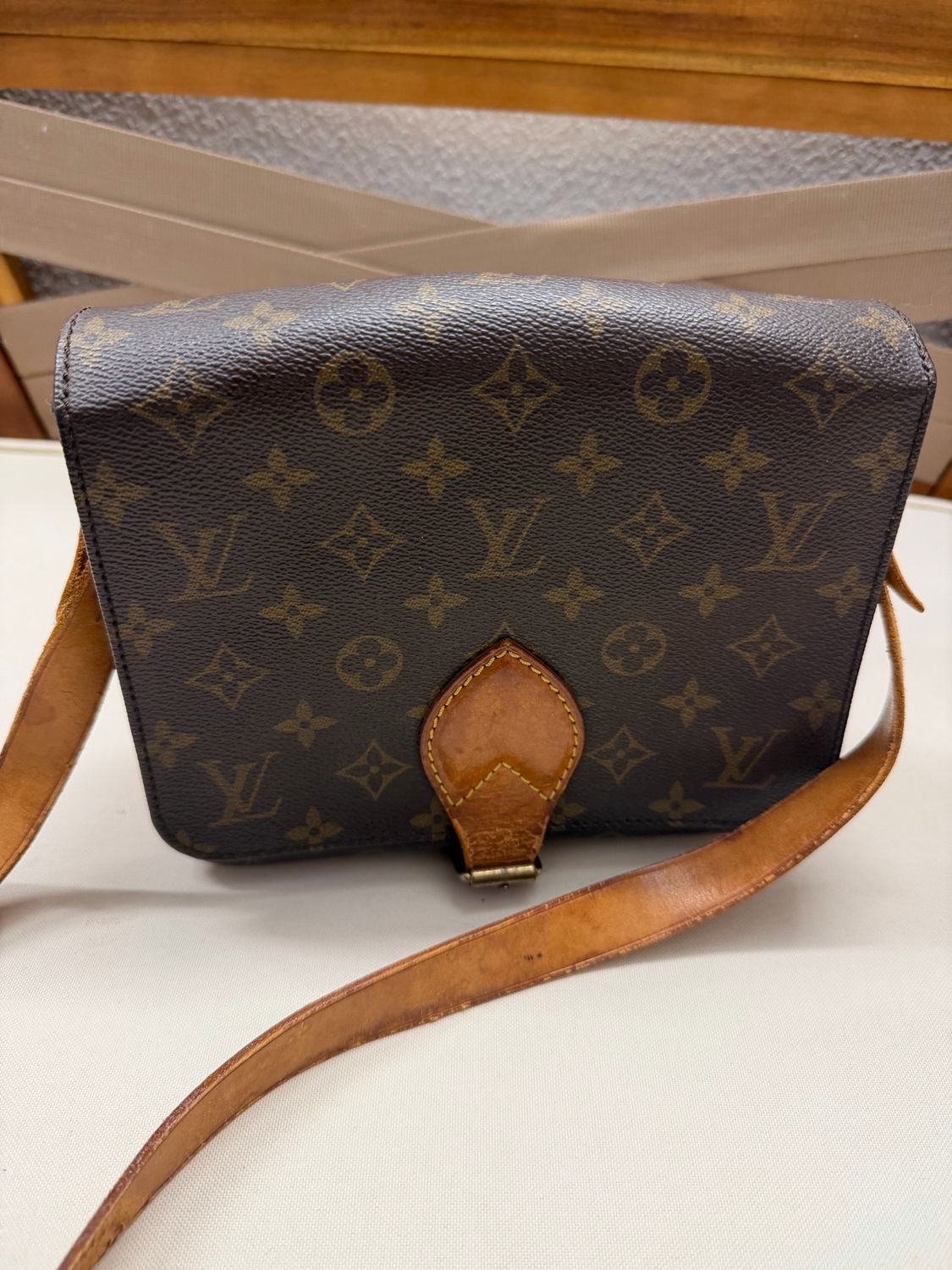 Louis Vuitton Monogram Catouchierre Pm Crossbody Sling