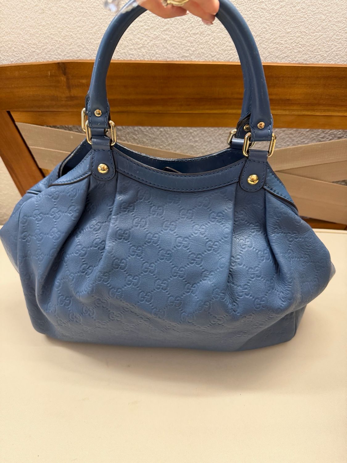 Gucci Sukey Guccissima Leather Medium Tote Shoulder in Blue