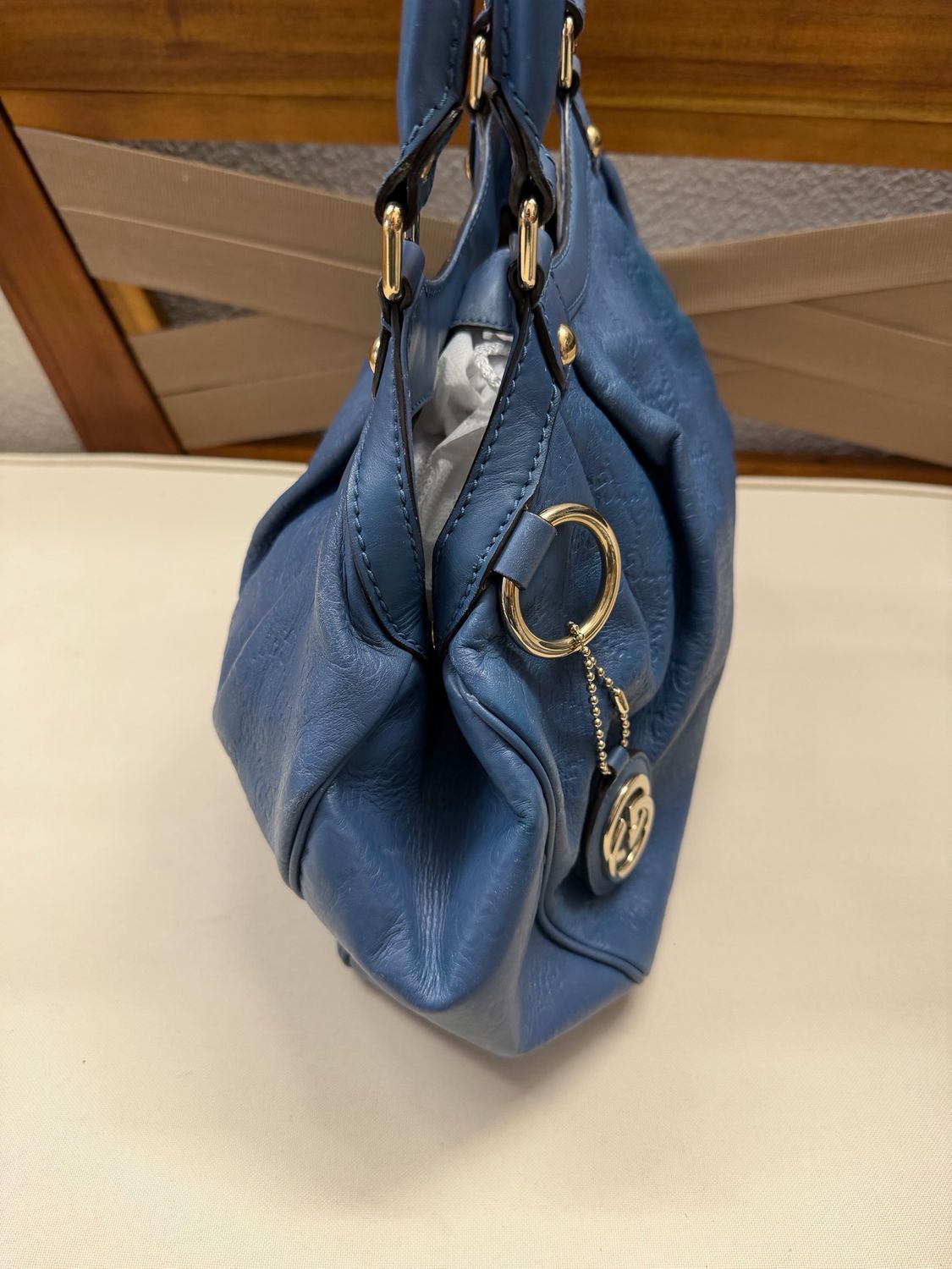 Gucci Sukey Guccissima Leather Medium Tote Shoulder in Blue