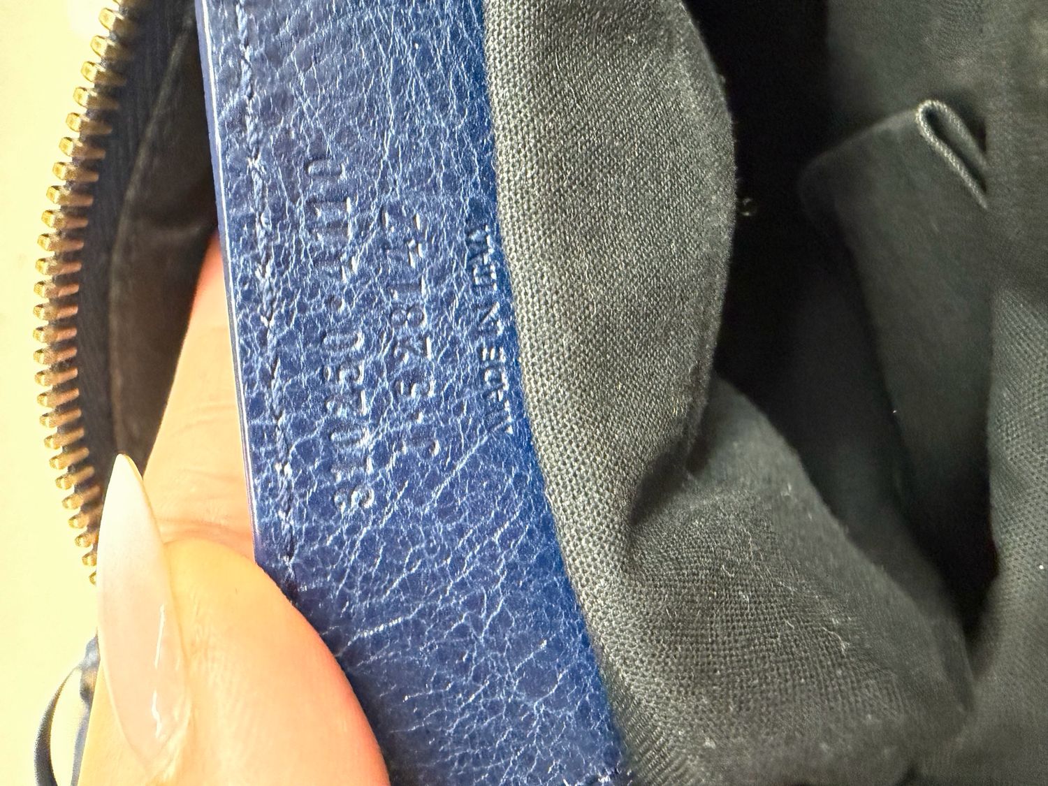 Balenciaga City Classic Flat Messenger in Navy