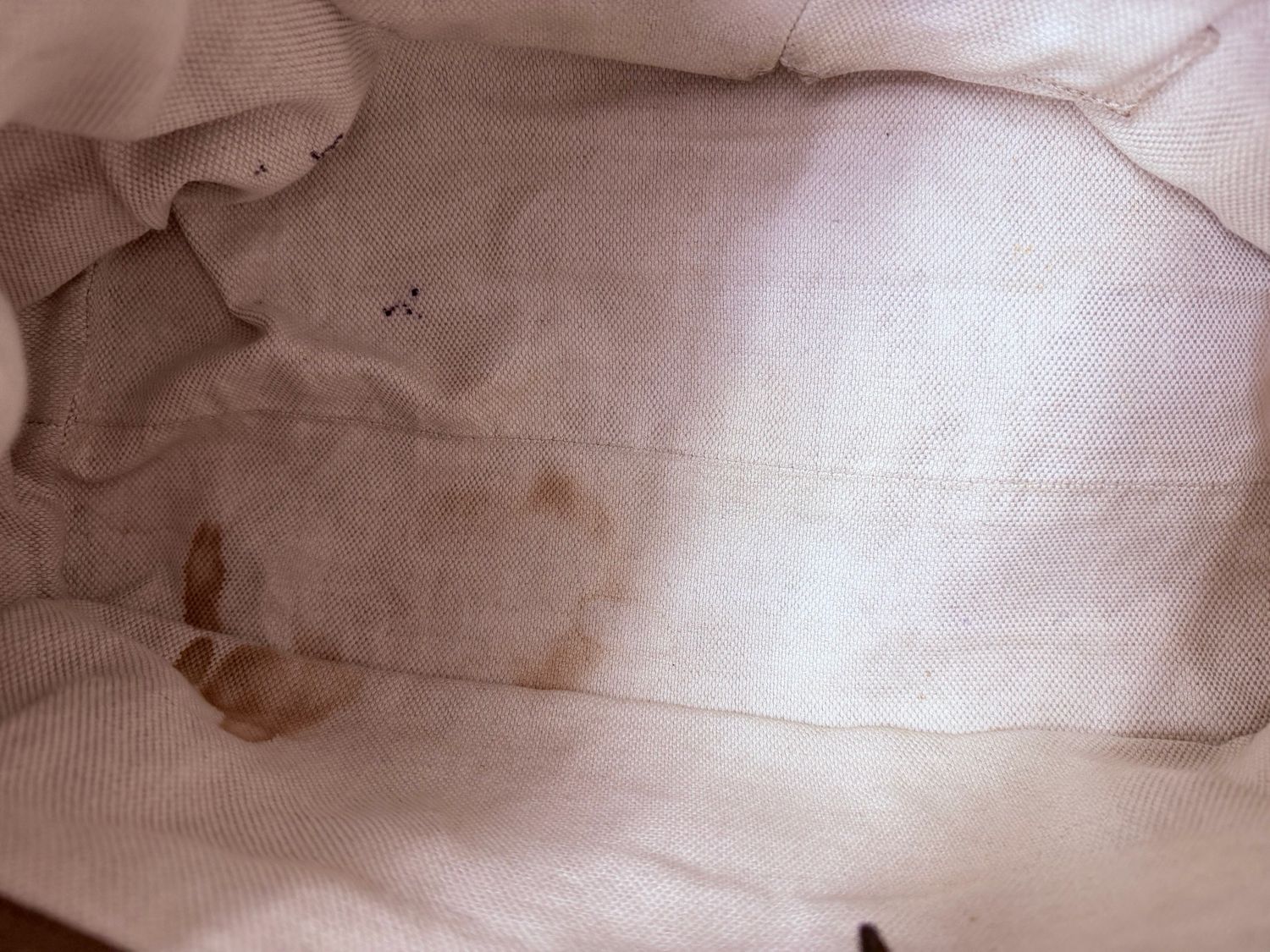 Gucci Pebbled Leather Soho Chain Tote Medium in Brown