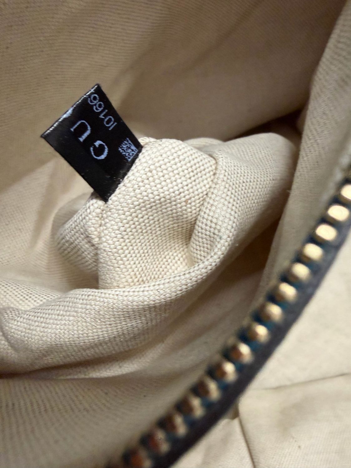 Gucci Pebbled Leather Swing Tote Large Shoulder Bag in Teal