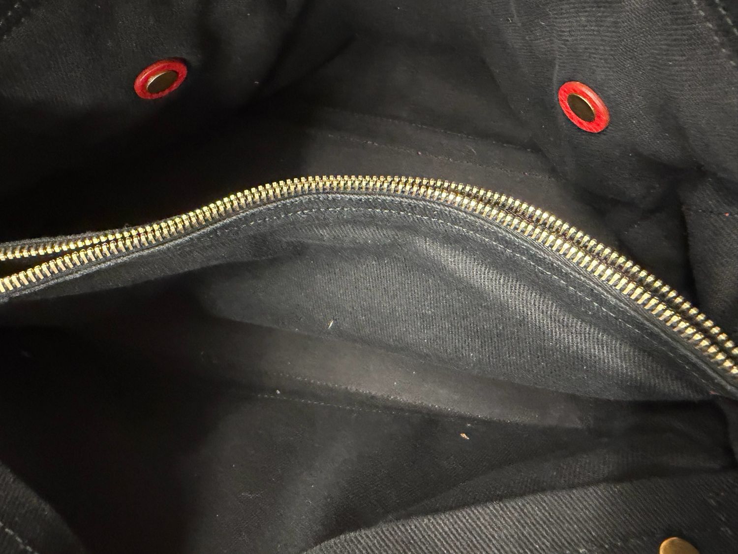 Yves Saint Laurent Muse Two Satchel Top Handle in Red