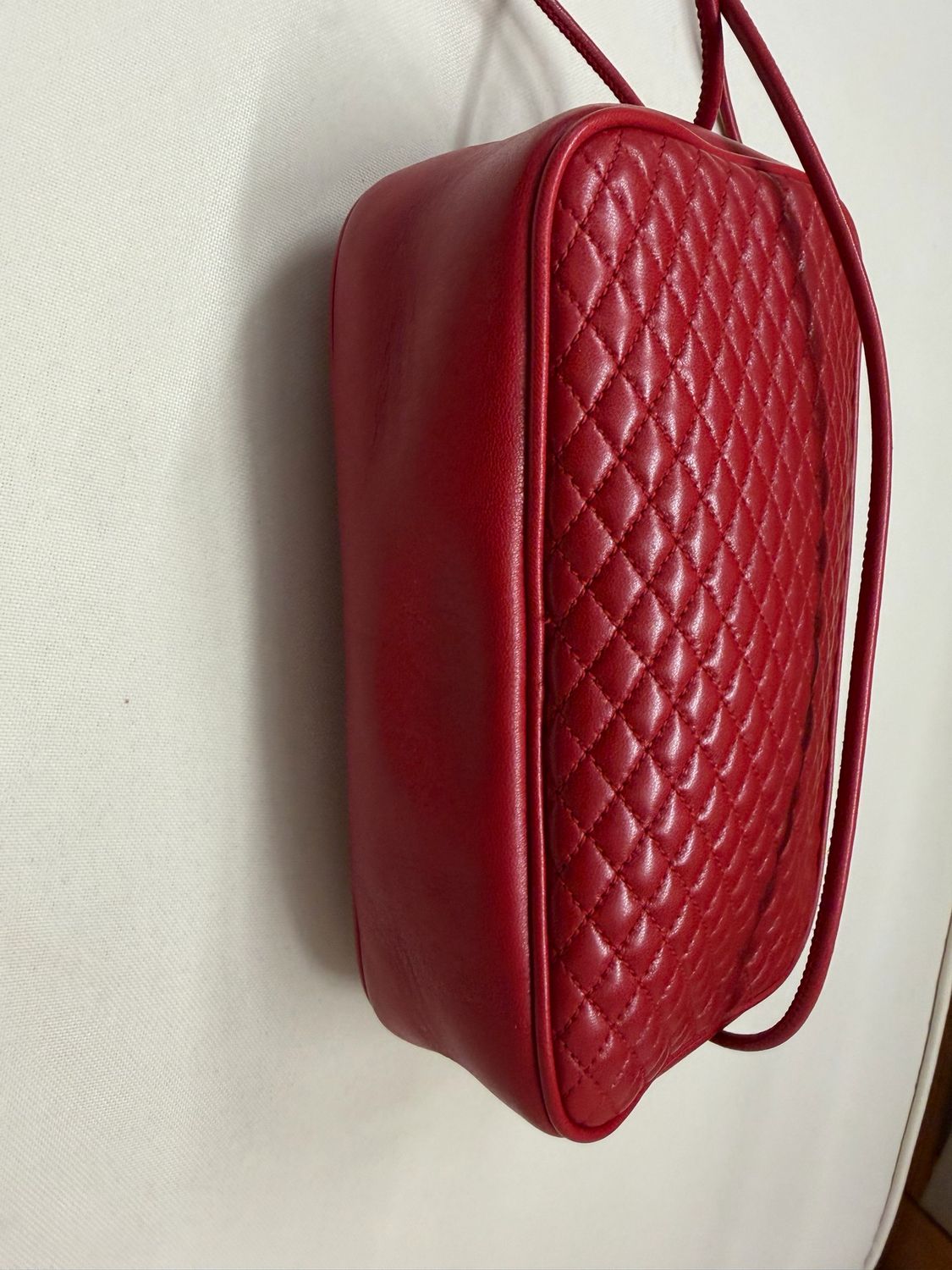 Yves Saint Laurent Quilted Lambskin Victoire Camera Bag Crossbody Messenger Sling in Red