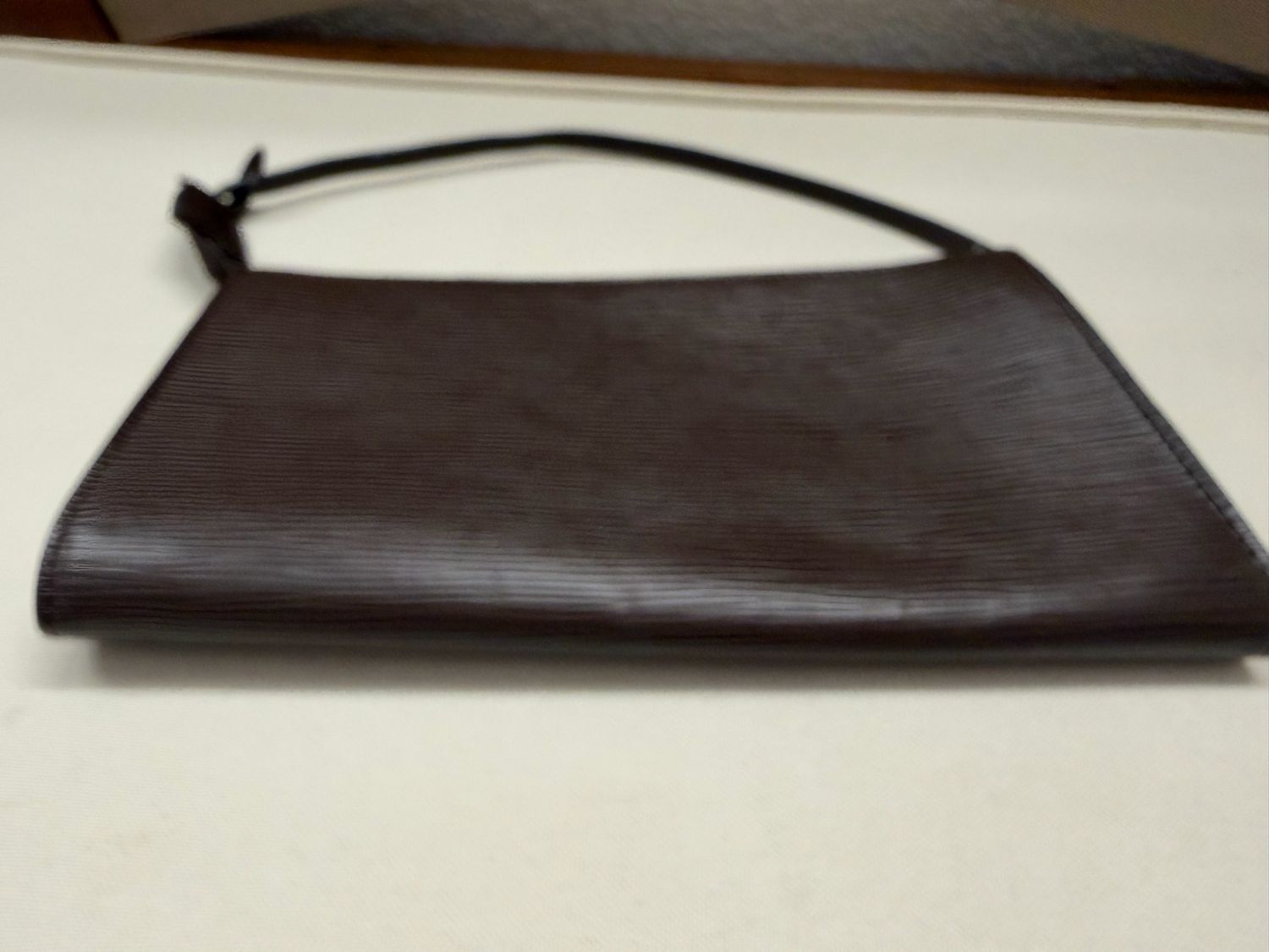 Louis Vuitton Epi Accesoires Pochette in Moka Brown