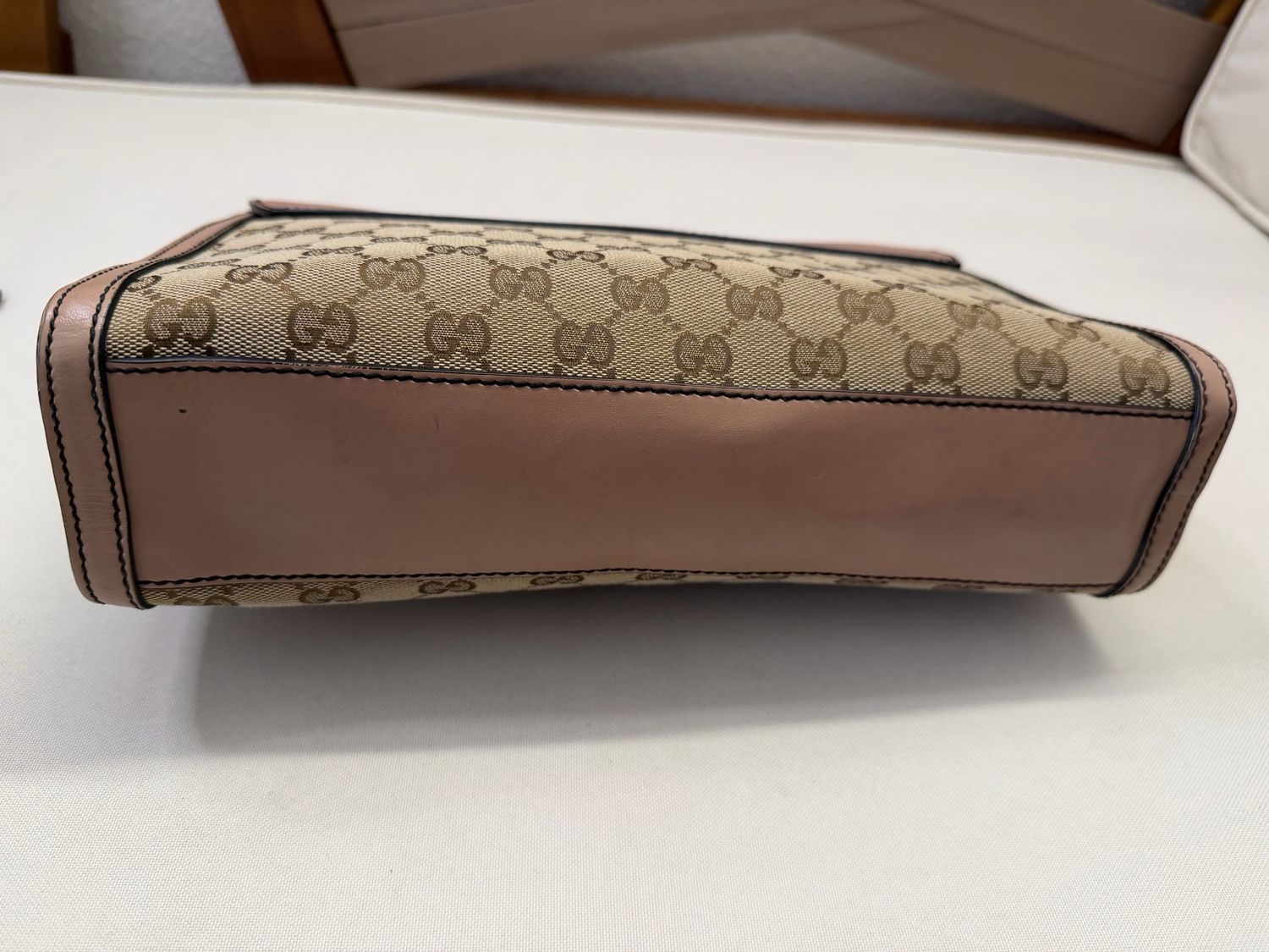 Gucci Monogram Canvas Emily Chain Flap Tote Medium in Pink