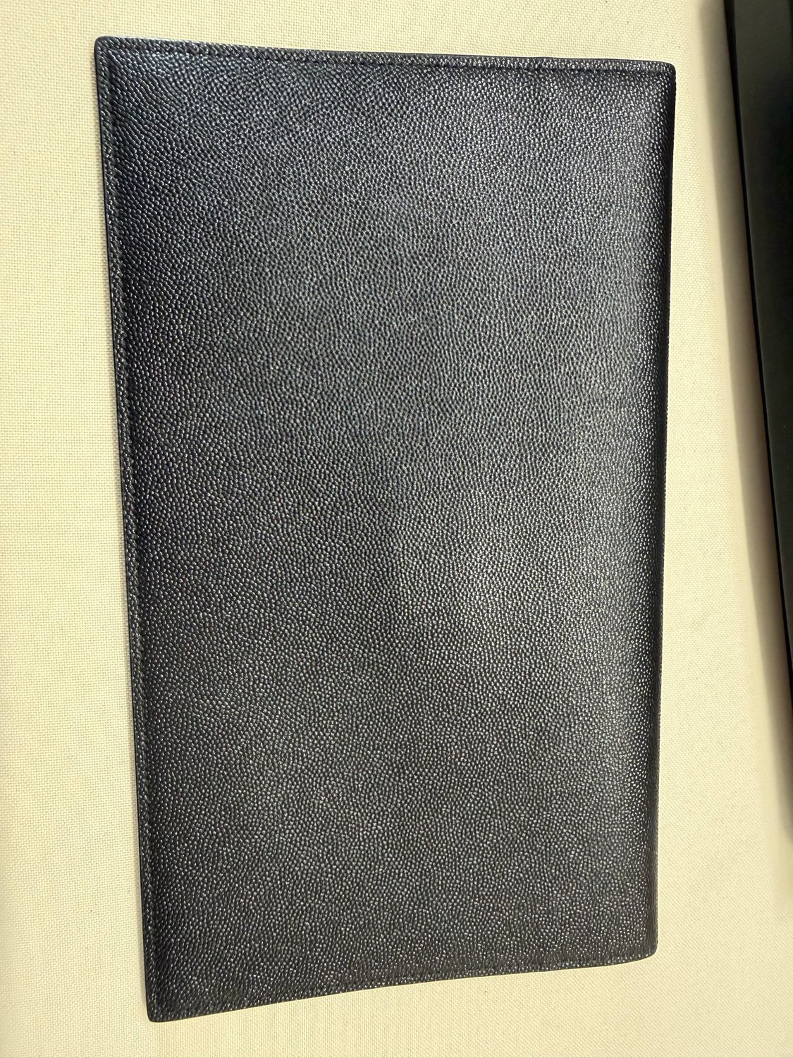 Yves Saint Laurent Uptown Clutch Grain De Poudre In Black