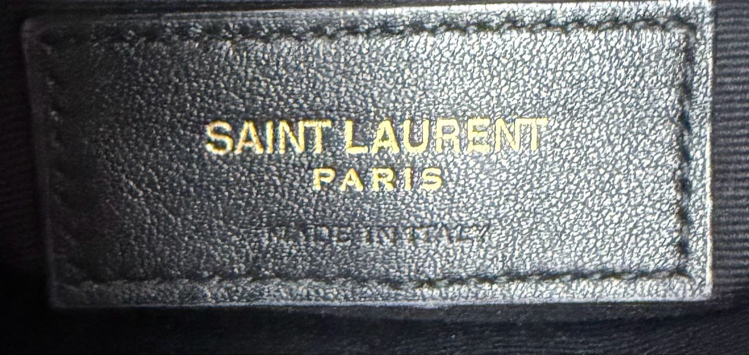 Yves Saint Laurent New Jolie Matelasse Chwvron Clutch Pouch Quilted in Black