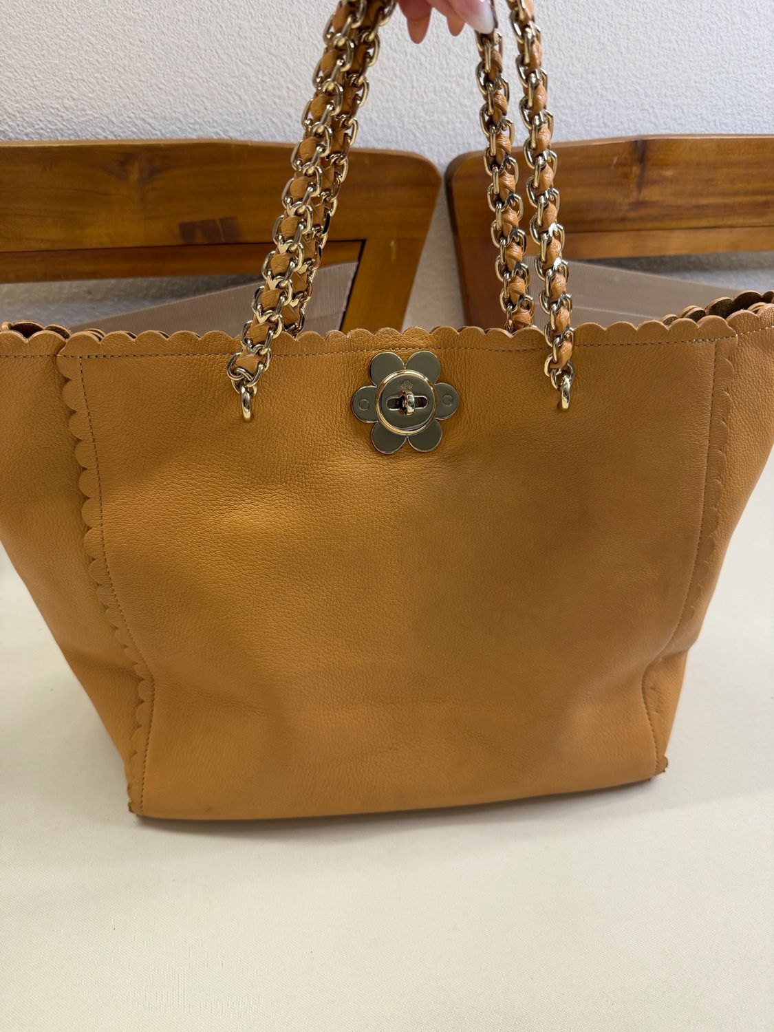 Mulberry Leather Cecily Flower Tote in Tan