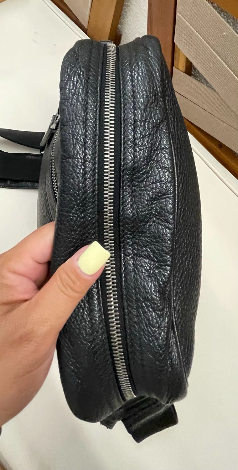 Prada Vitello Daino Messenger Crossbody in Black