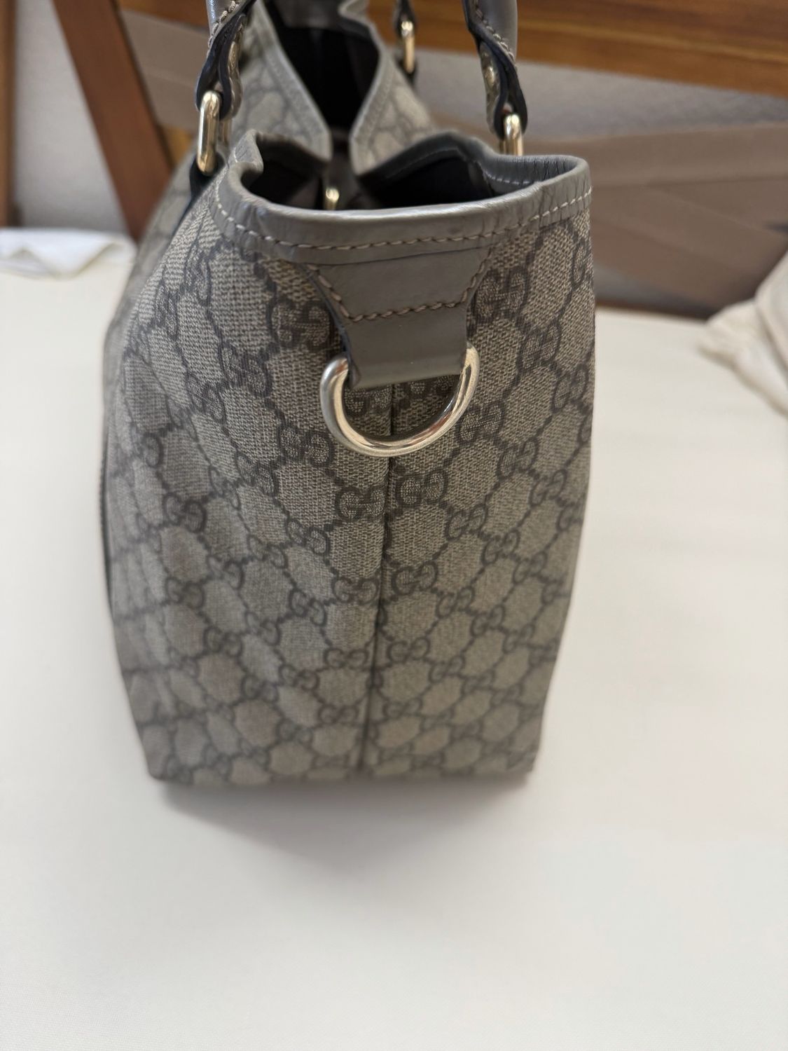 Gucci Supreme Joy Tote Shoulder in Green