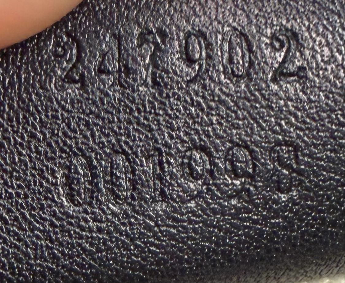 Gucci Monogram Leather Convertible Sukey Crossbody Sling