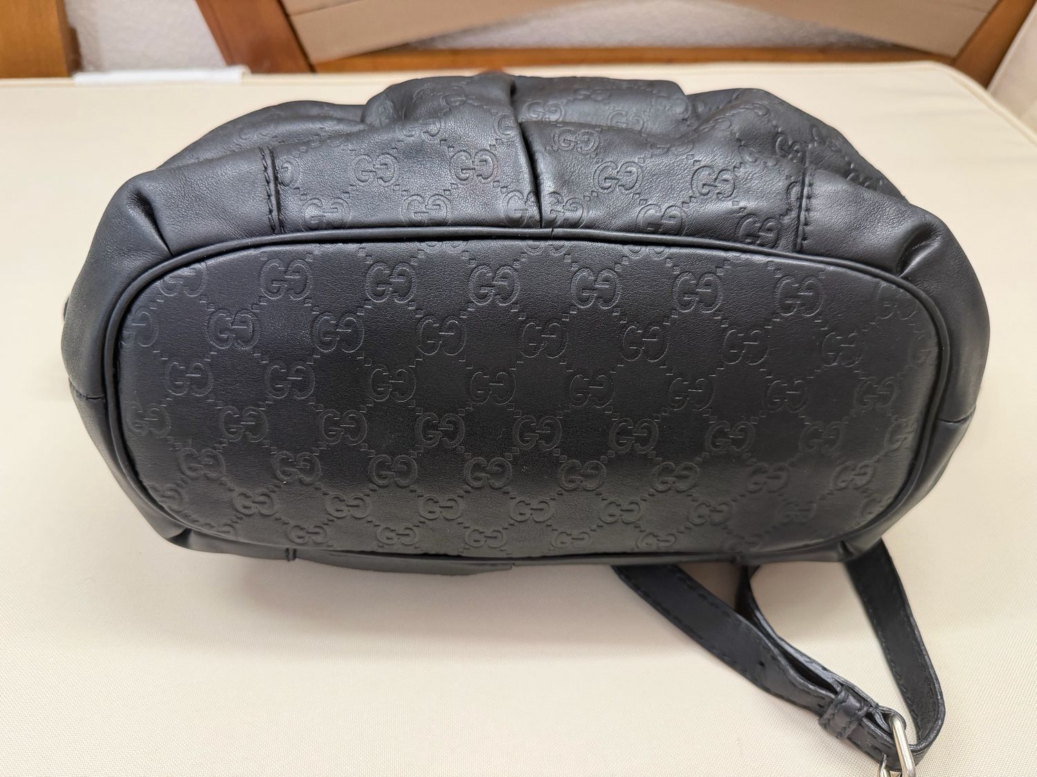 Gucci Monogram Leather Convertible Sukey Crossbody Sling