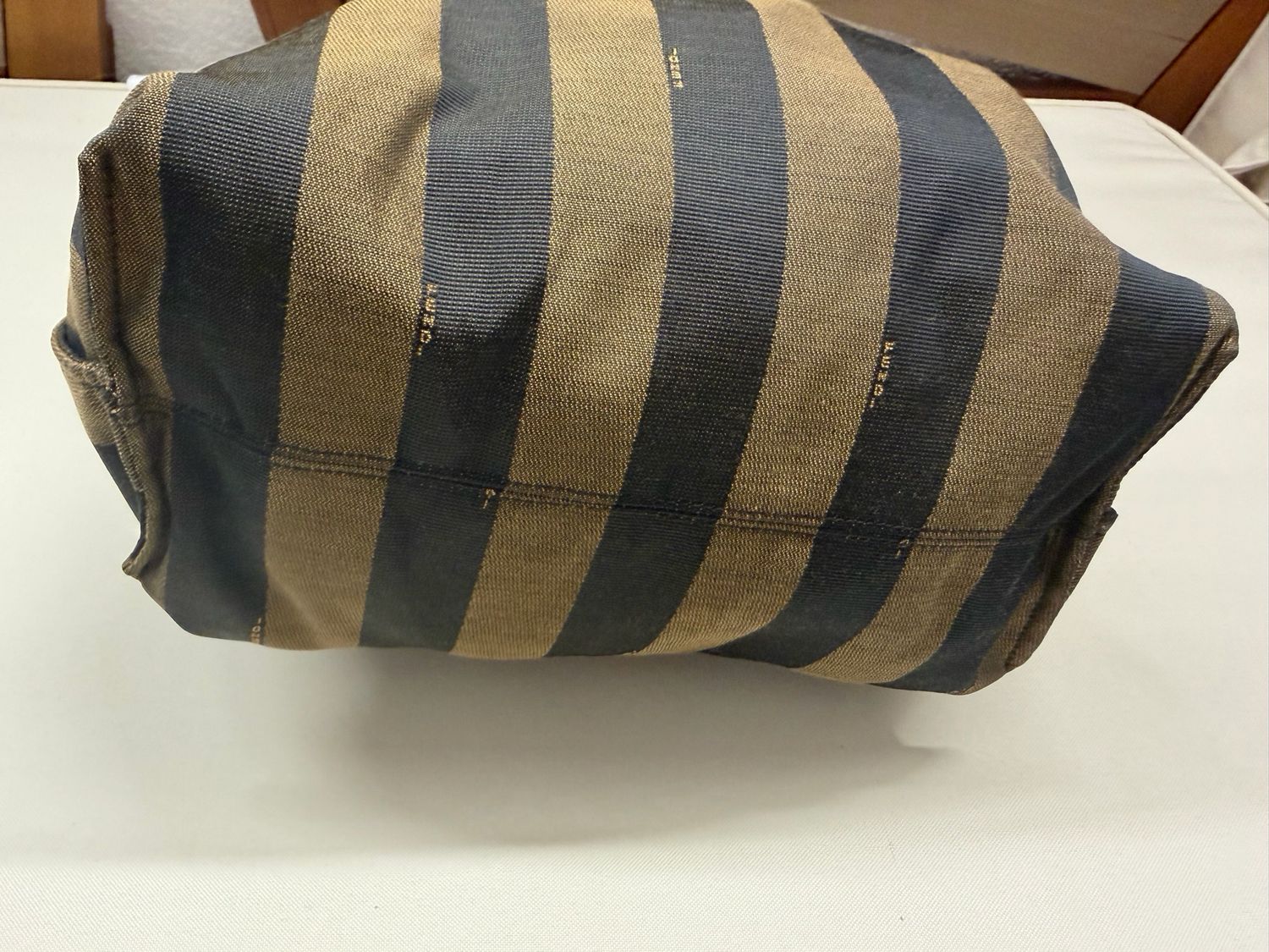 Fendi Pequin Vertical Shopper Tote 