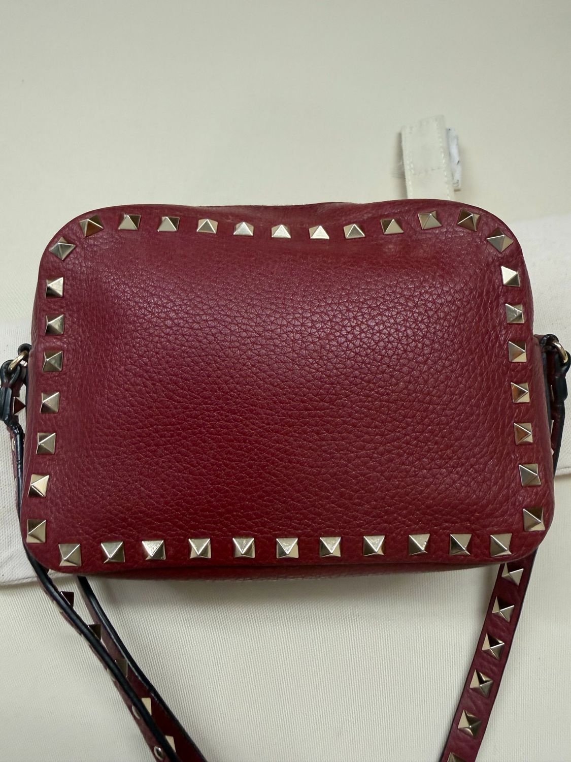 Valentino Garavani Rockstud Camera Bag Messenger Crossbody