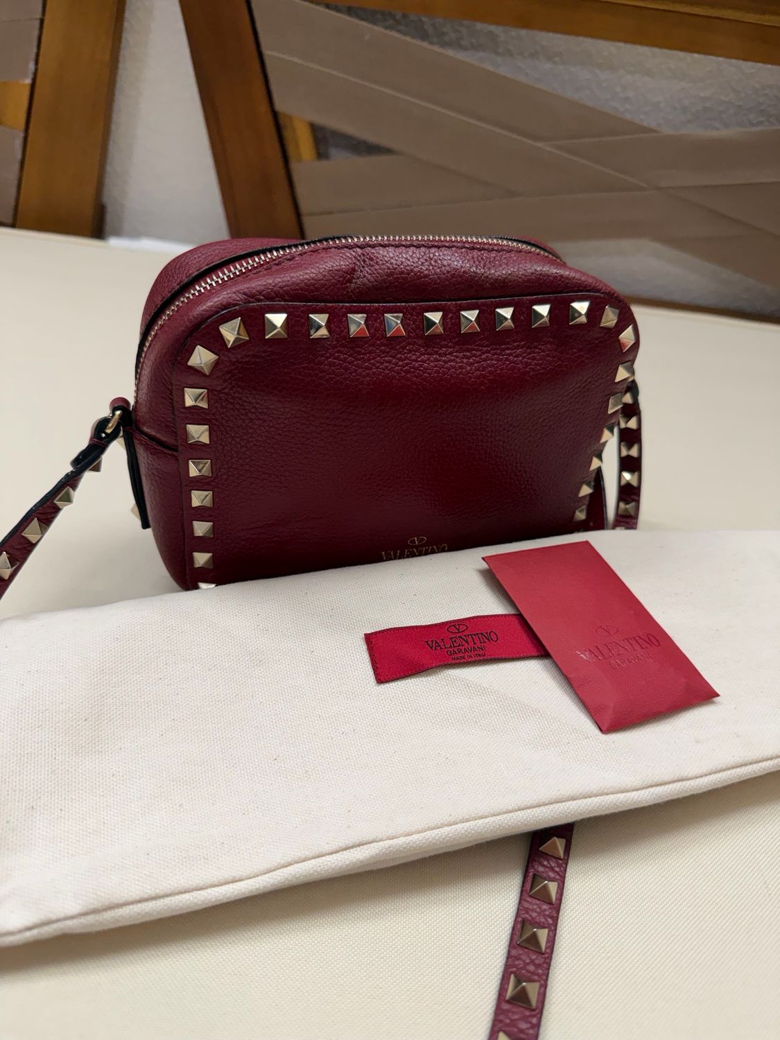 Valentino Garavani Rockstud Camera Bag Messenger Crossbody