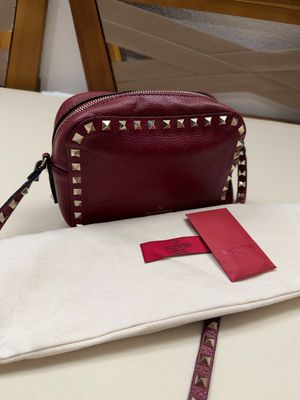 Valentino Garavani Rockstud Camera Bag Messenger Crossbody