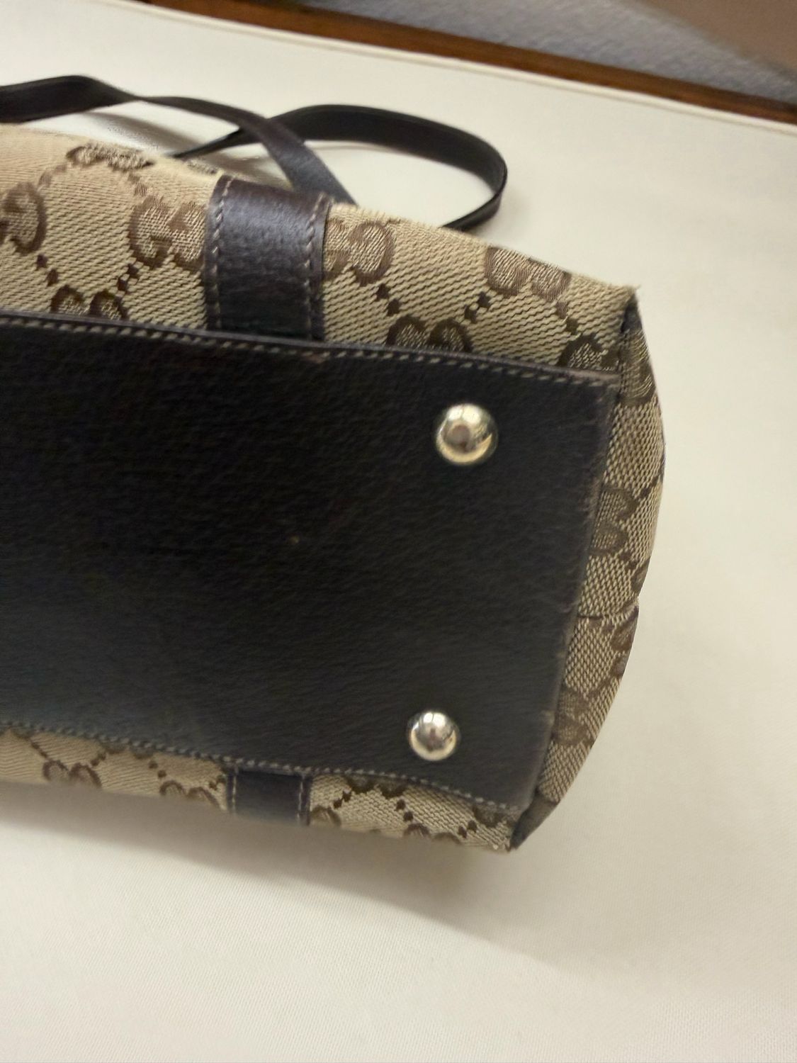 Gucci Abbey Zipper Tote Shoulder