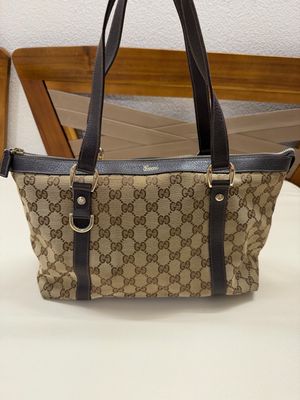 Gucci Abbey Zipper Tote Shoulder