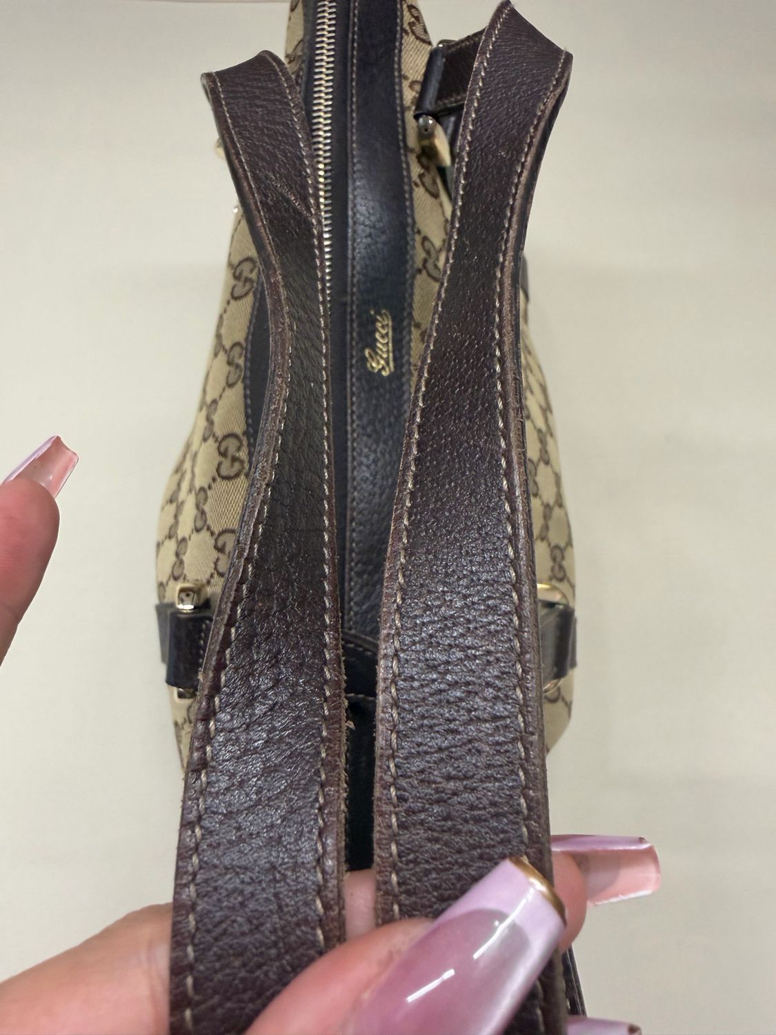 Gucci Abbey Zipper Tote Shoulder