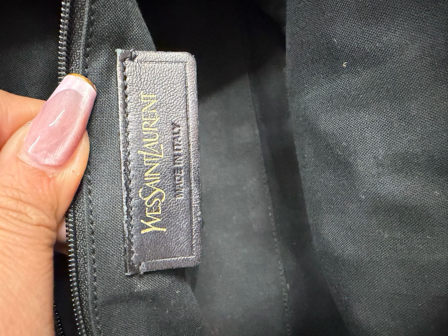 Yves Saint Laurent Cabas Chyc Small in Gray 