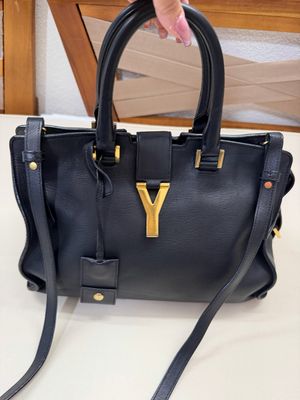 Yves Saint Laurent Cabas Chyc Small in Black 