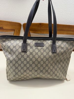 Gucci Monogram Supreme Plus Zipper Tote Medium
