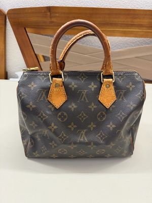 Louis Vuitton Speedy 25 Satchel Bowler Top Handle