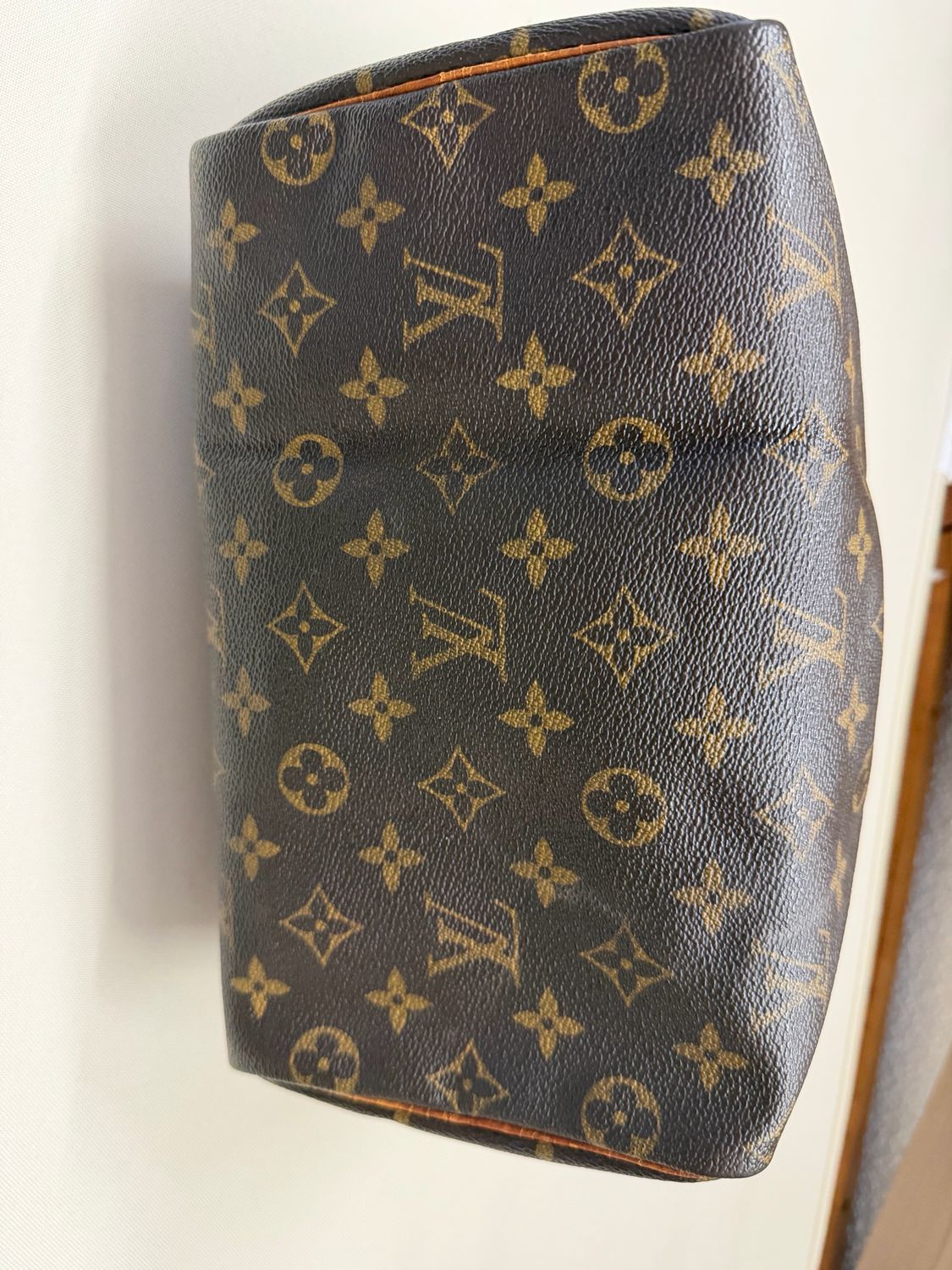 Louis Vuitton Speedy 25 Satchel Bowler Top Handle